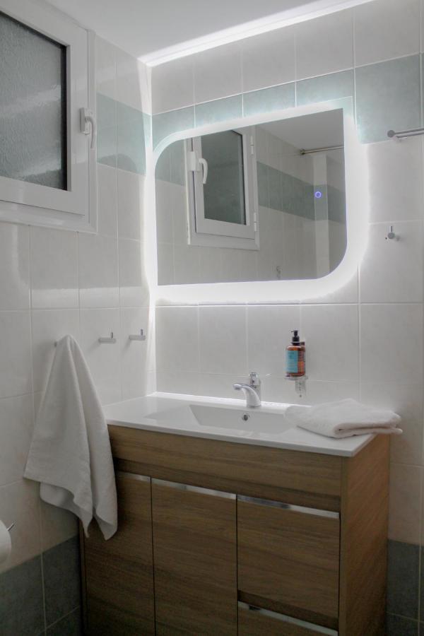 Live In Lemnos Apartments Moudhros Экстерьер фото